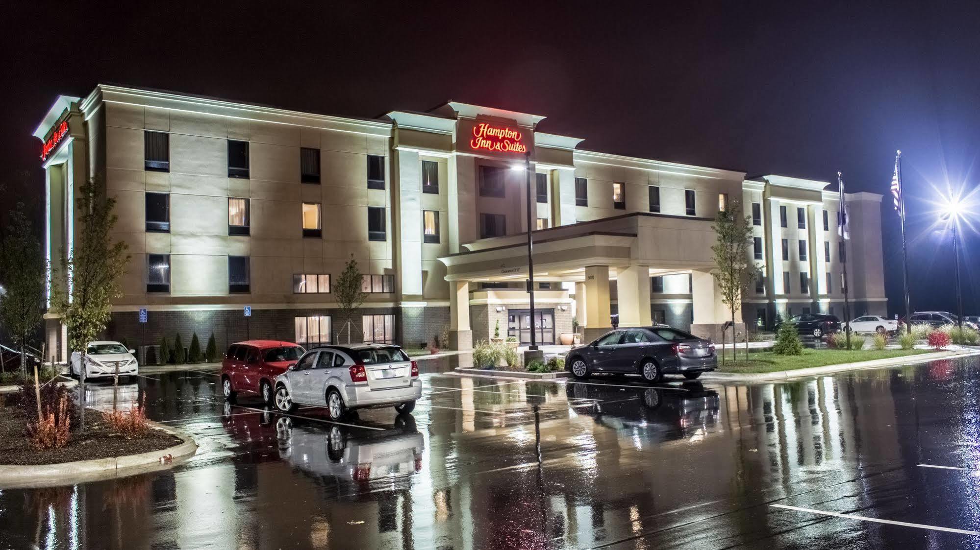 Hampton Inn & Suites Lansing West Exterior photo